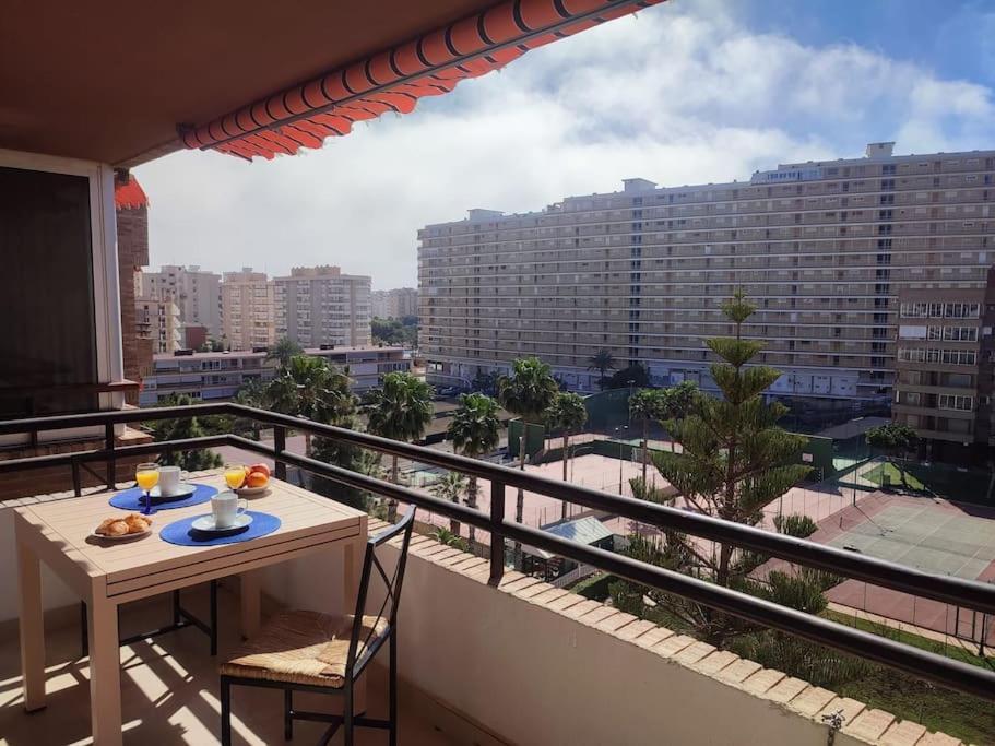 Gran Apartamento, Aire Acondicionado, Piscina Y Parking Gratuito Apartment Alicante Exterior photo